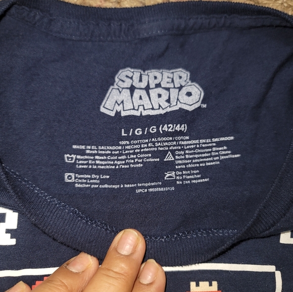 Super Mario Shirt color blue Navy good condition - Picture 4 of 4